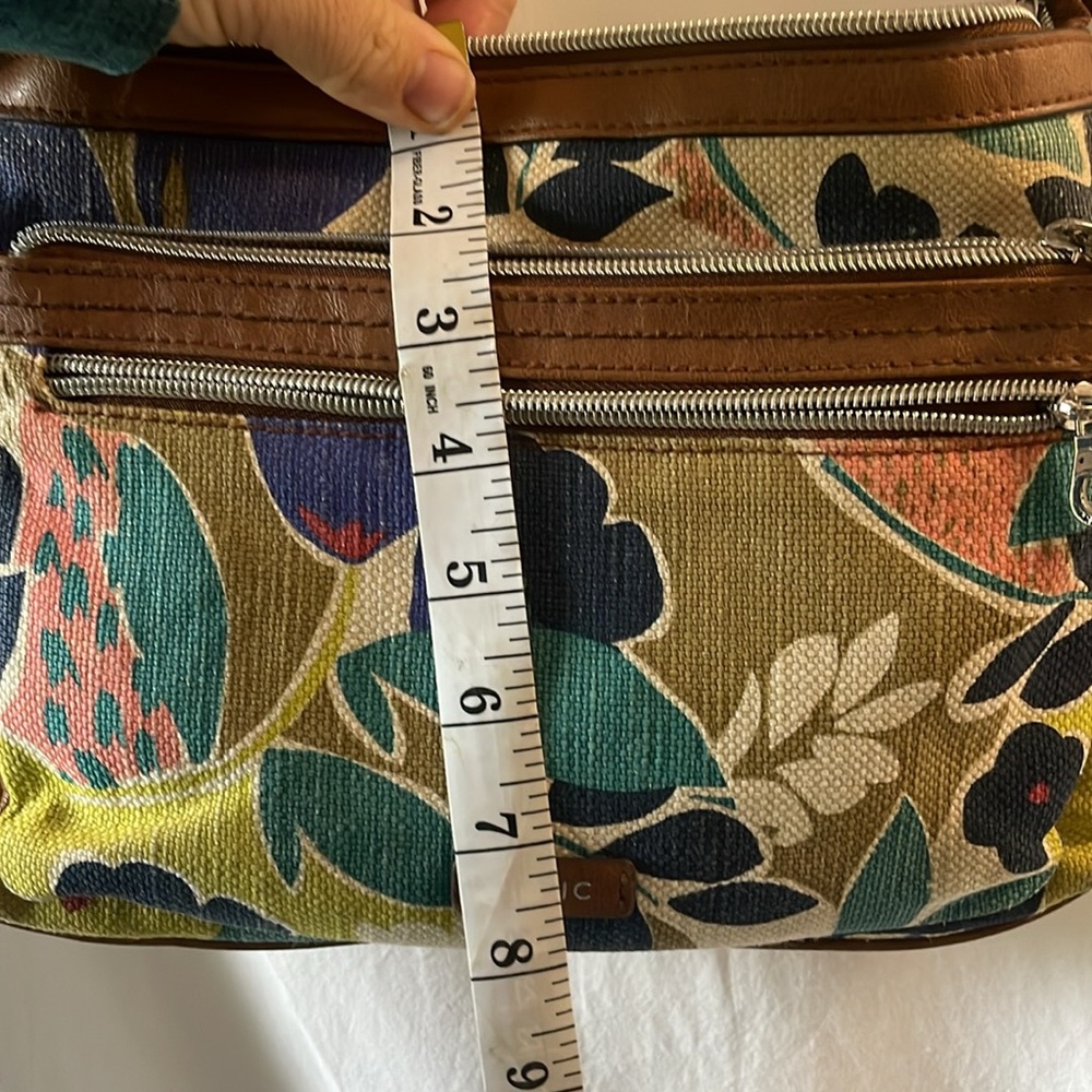 Relic canvas floral crossbody purse - Picture 7 of 12
